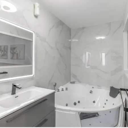 Apartment Travies@c.m *