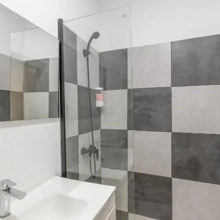 Travies@c.m Apartment *